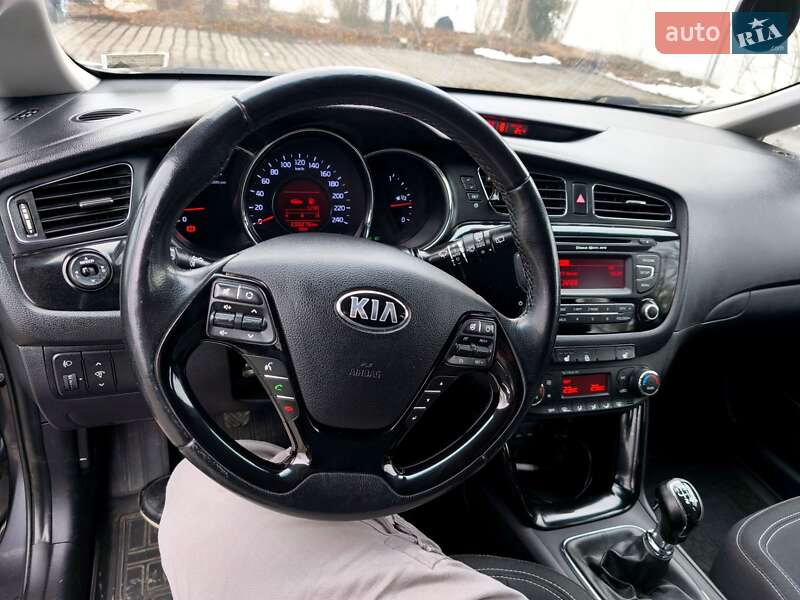 Kia Ceed 2015