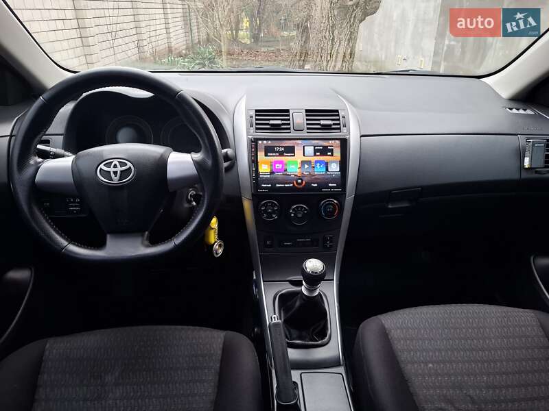 Toyota Corolla 2010