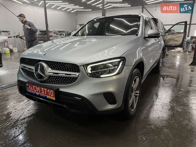 Mercedes-Benz GLC-Class 2022