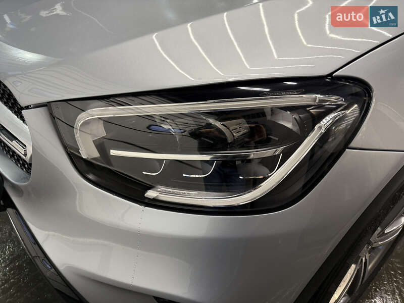 Mercedes-Benz GLC-Class 2022