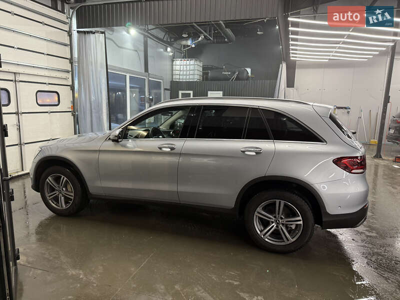 Mercedes-Benz GLC-Class 2022