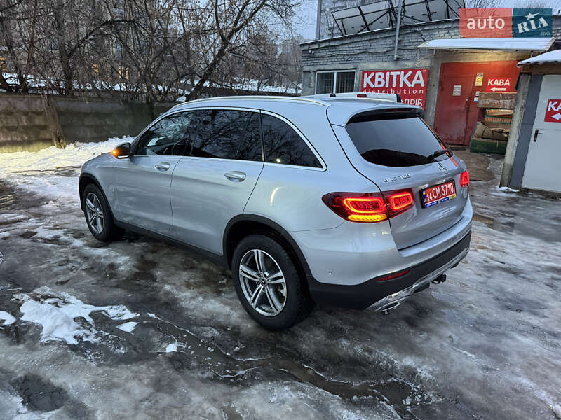 Mercedes-Benz GLC-Class 2022