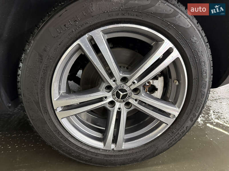 Mercedes-Benz GLC-Class 2022