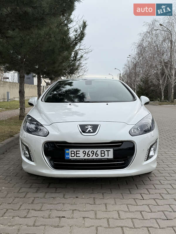 Peugeot 308 2012