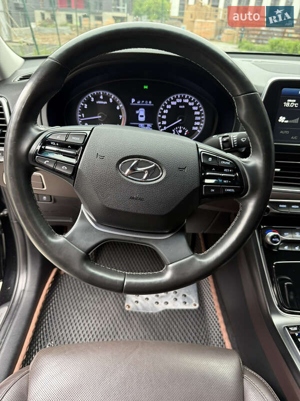 Hyundai Grandeur 2017