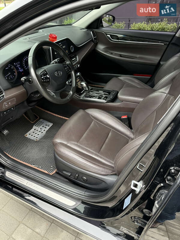 Hyundai Grandeur 2017