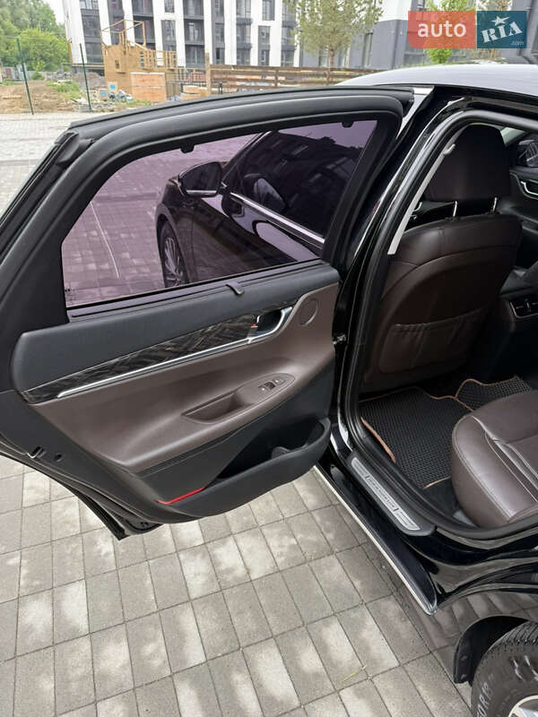 Hyundai Grandeur 2017