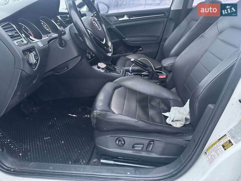 Volkswagen Golf 2015