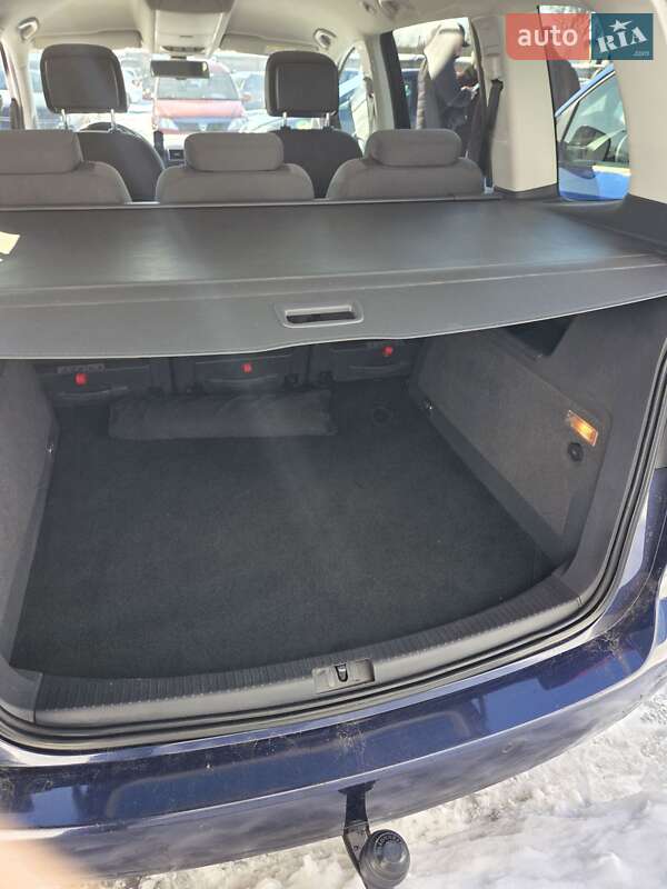 Volkswagen Touran 2014