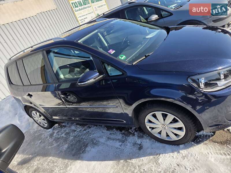 Volkswagen Touran 2014