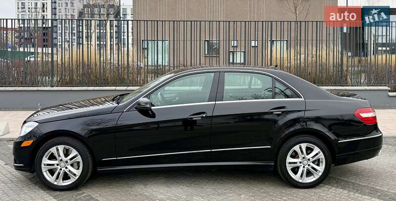 Mercedes-Benz E-Class 2010