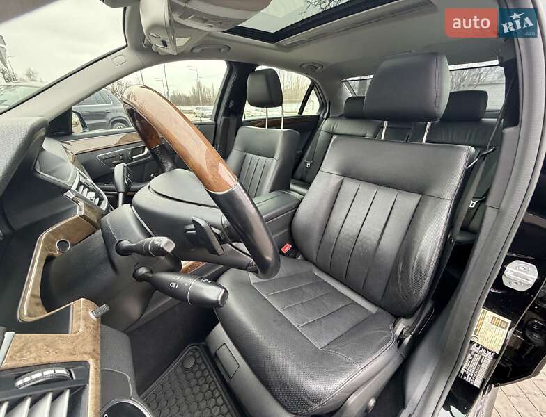 Mercedes-Benz E-Class 2010