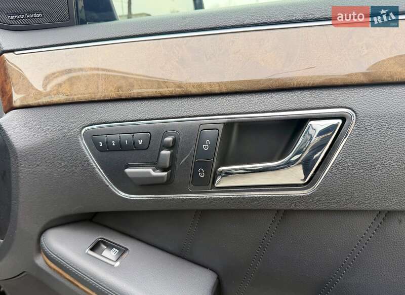 Mercedes-Benz E-Class 2010