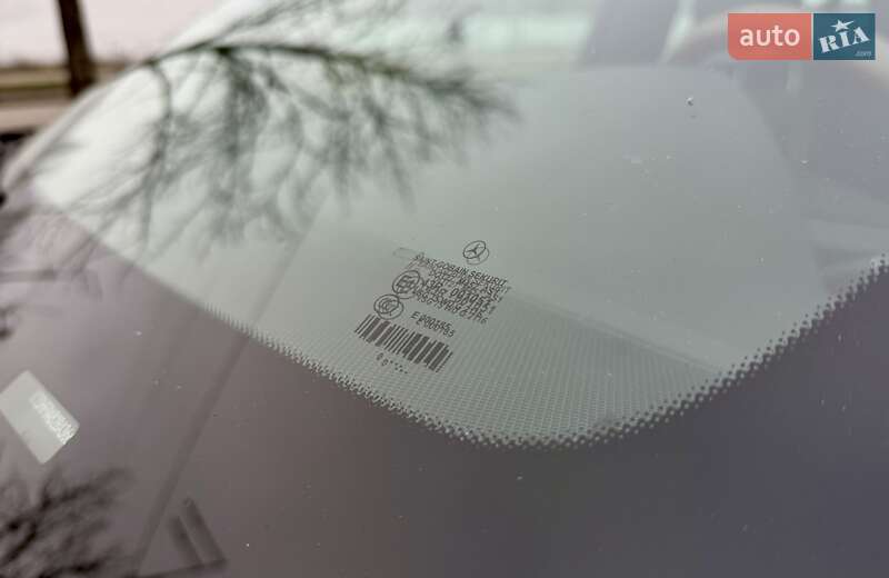 Mercedes-Benz E-Class 2010