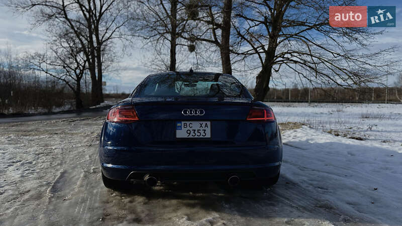 Audi-6