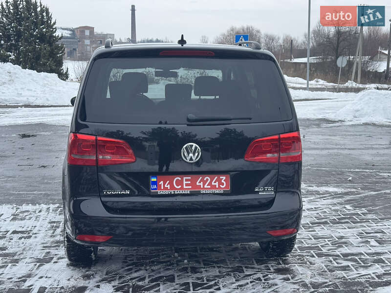 Volkswagen Touran 2012