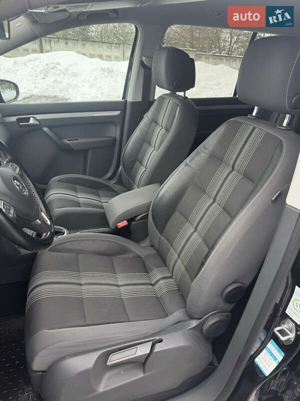 Volkswagen Touran 2012