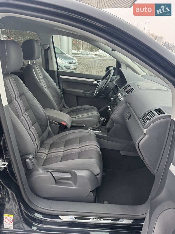 Volkswagen Touran 2012