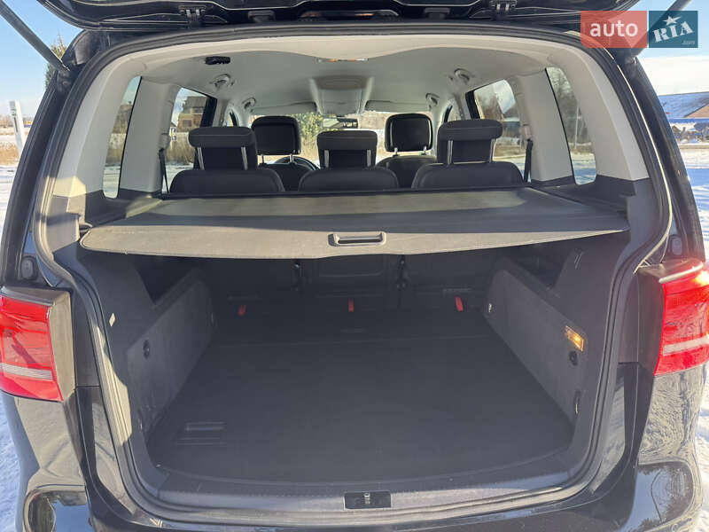 Volkswagen Touran 2012