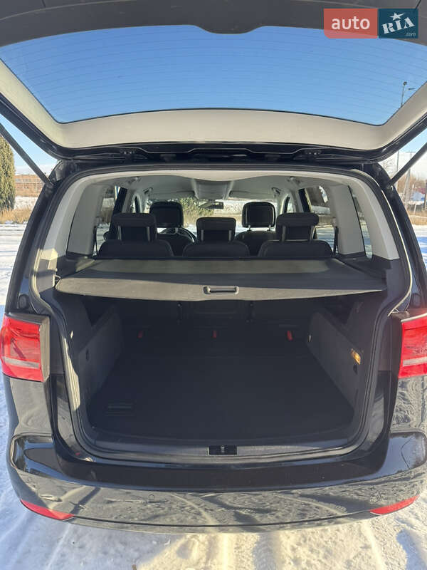 Volkswagen Touran 2012