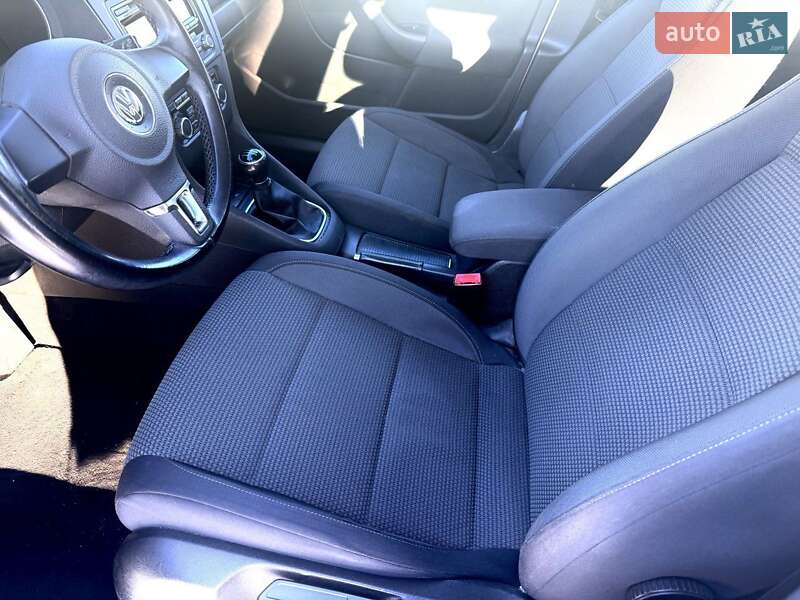 Volkswagen Golf 2011