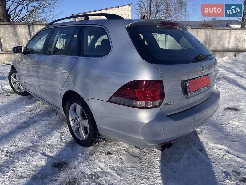 Volkswagen Golf 2011