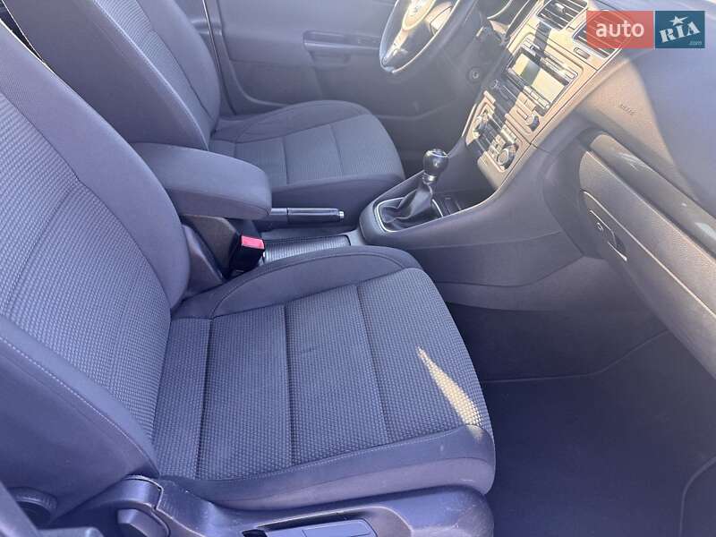 Volkswagen Golf 2011