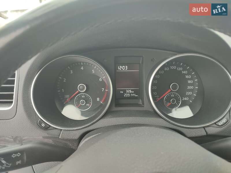 Volkswagen Golf 2011