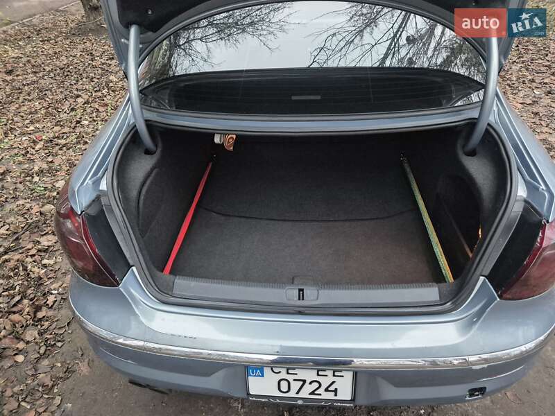 Volkswagen CC / Passat CC 2011