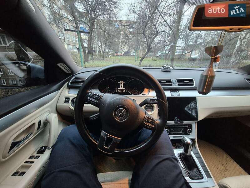 Volkswagen CC / Passat CC 2011