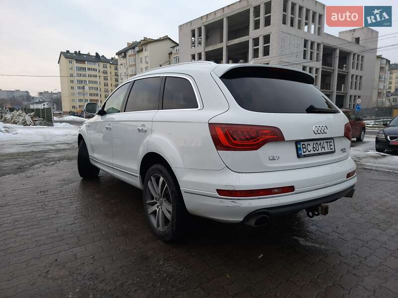 Audi Q7 2015