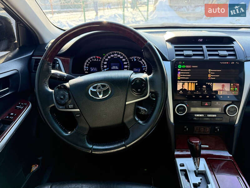 Toyota Camry 2012