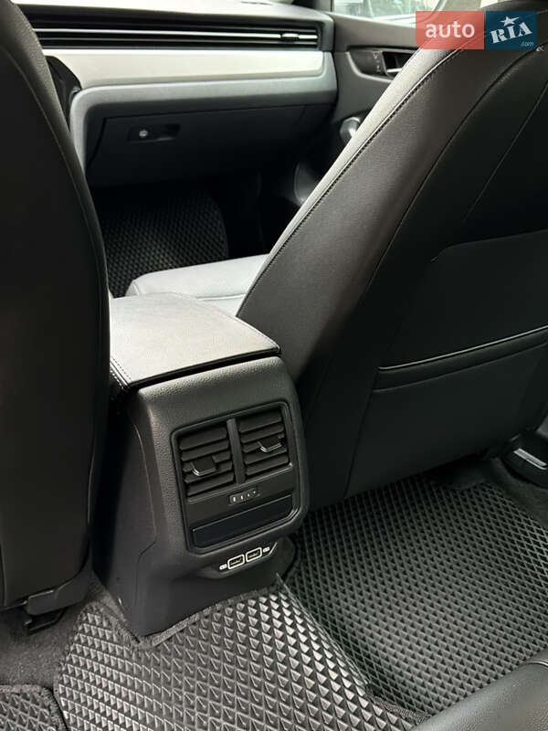 Volkswagen Passat 2020