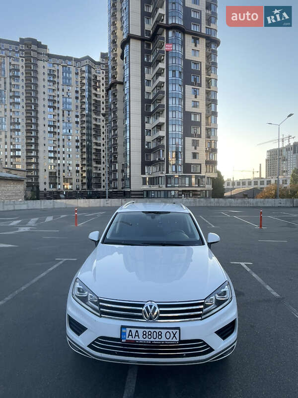 Volkswagen Touareg 2015