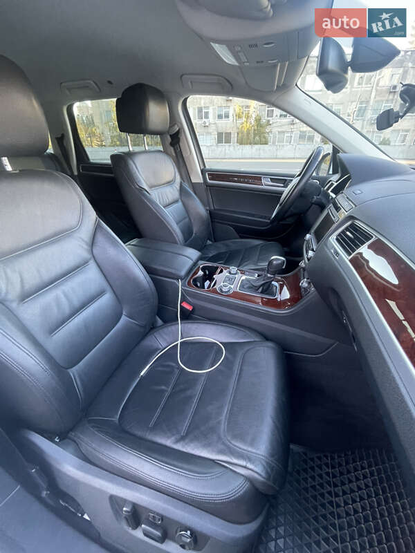 Volkswagen Touareg 2015