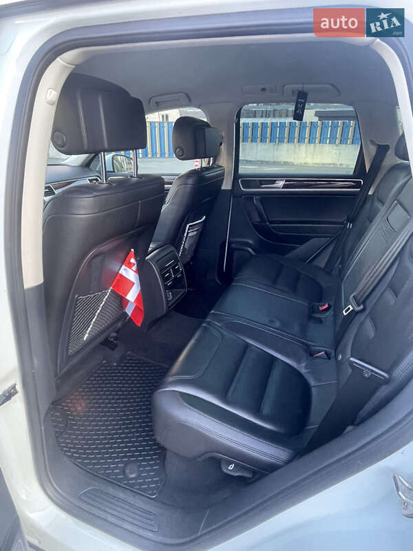 Volkswagen Touareg 2015