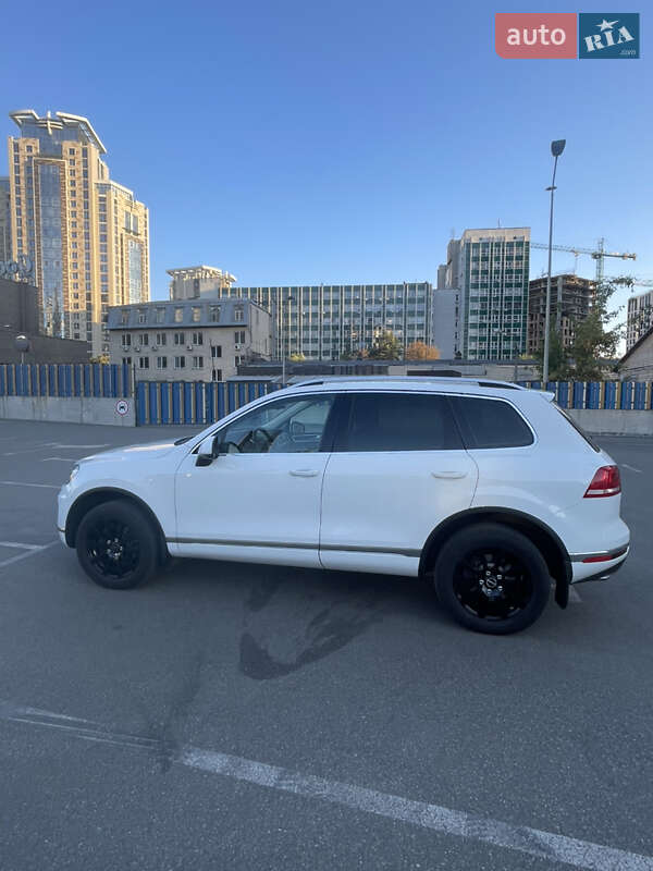 Volkswagen Touareg 2015