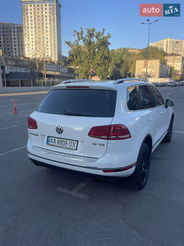 Volkswagen Touareg 2015