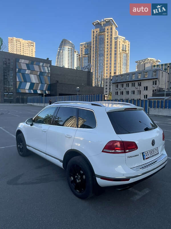 Volkswagen Touareg 2015