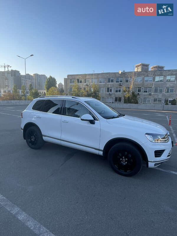 Volkswagen Touareg 2015