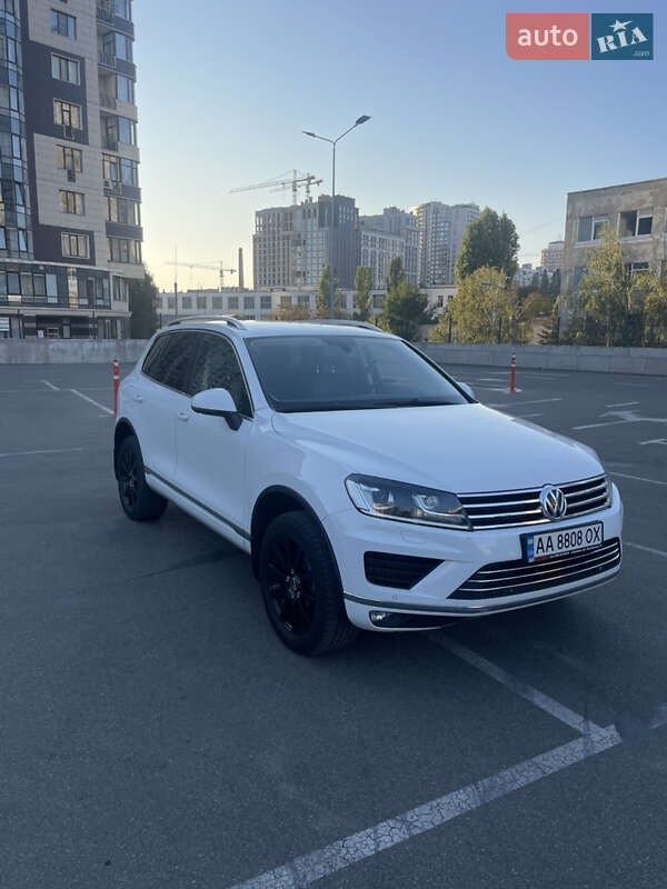 Volkswagen Touareg 2015