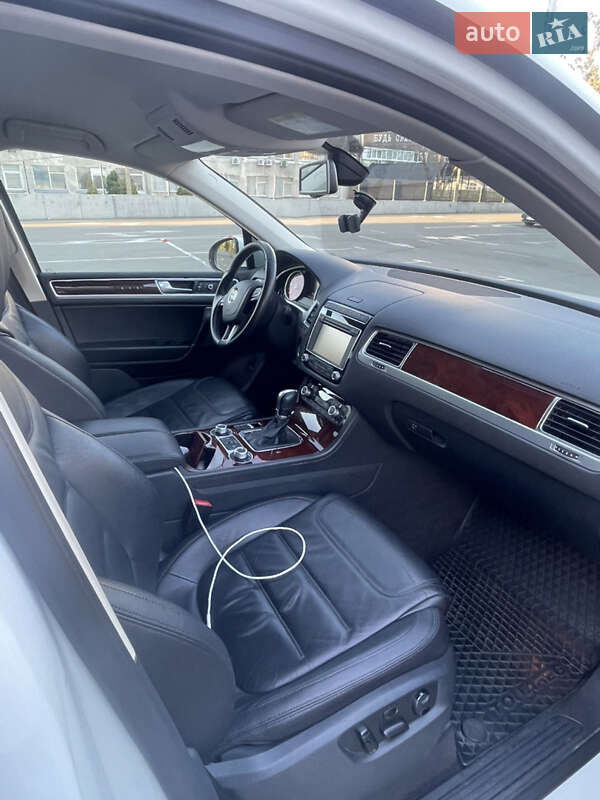 Volkswagen Touareg 2015