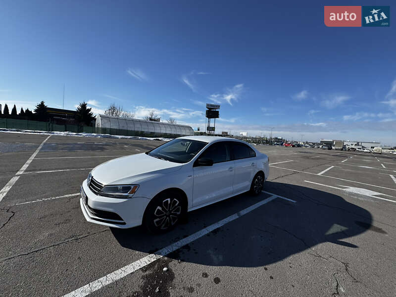 Volkswagen Jetta 2016