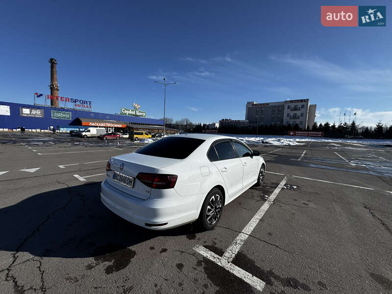 Volkswagen Jetta 2016