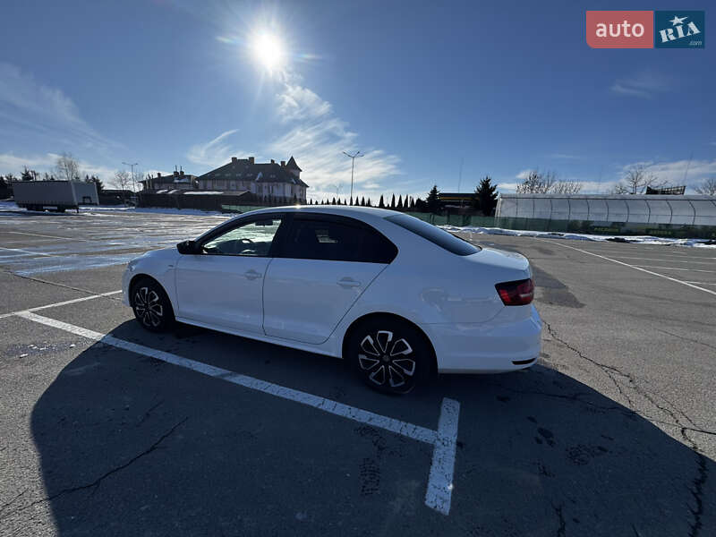 Volkswagen Jetta 2016