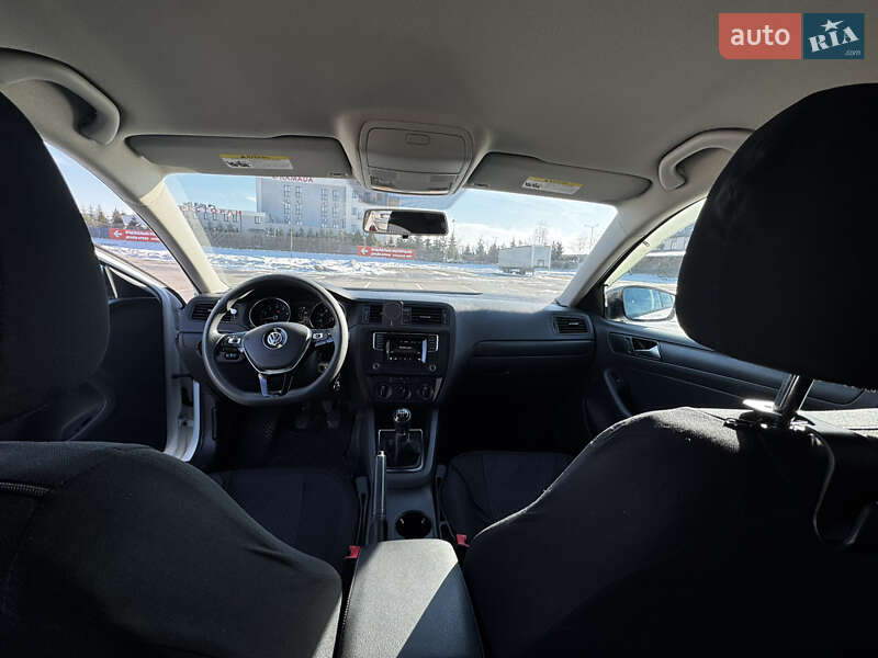 Volkswagen Jetta 2016