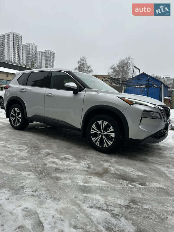 Nissan Rogue 2021