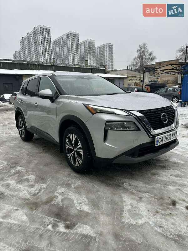 Nissan Rogue 2021