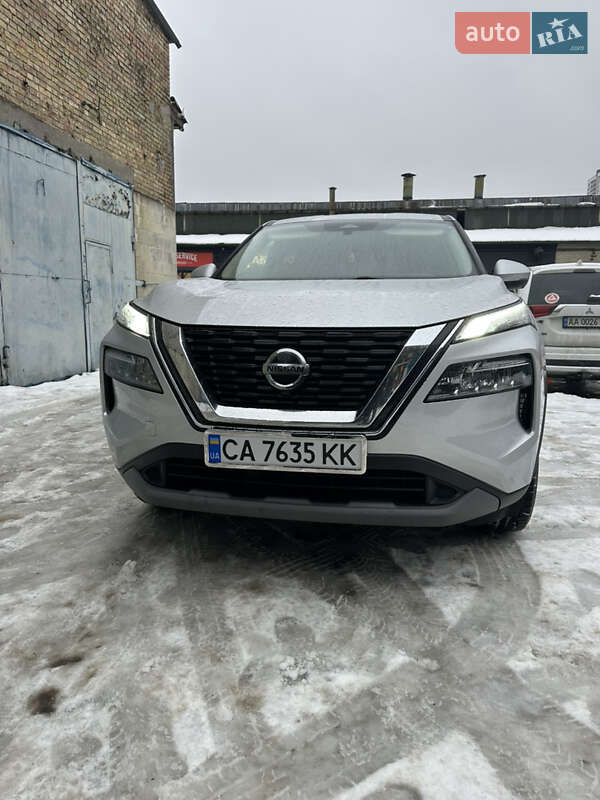 Nissan Rogue 2021