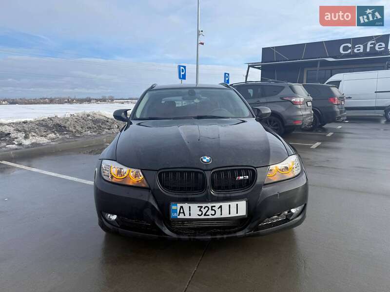 BMW 3 Series 2010